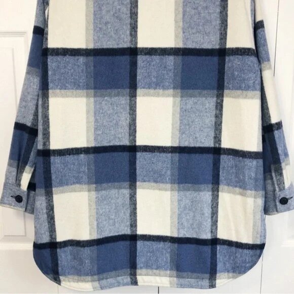 Sebby Blue Plaid Print Wool Blend Button Up Shacket Coat | Size M | EUC - Picture 9 of 12
